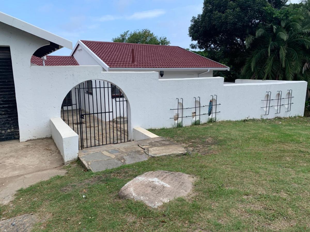 White House Lodge In Scotburgh Scottburgh Ngoại thất bức ảnh